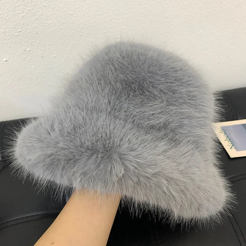 Zanoria Fur Bucket Hat