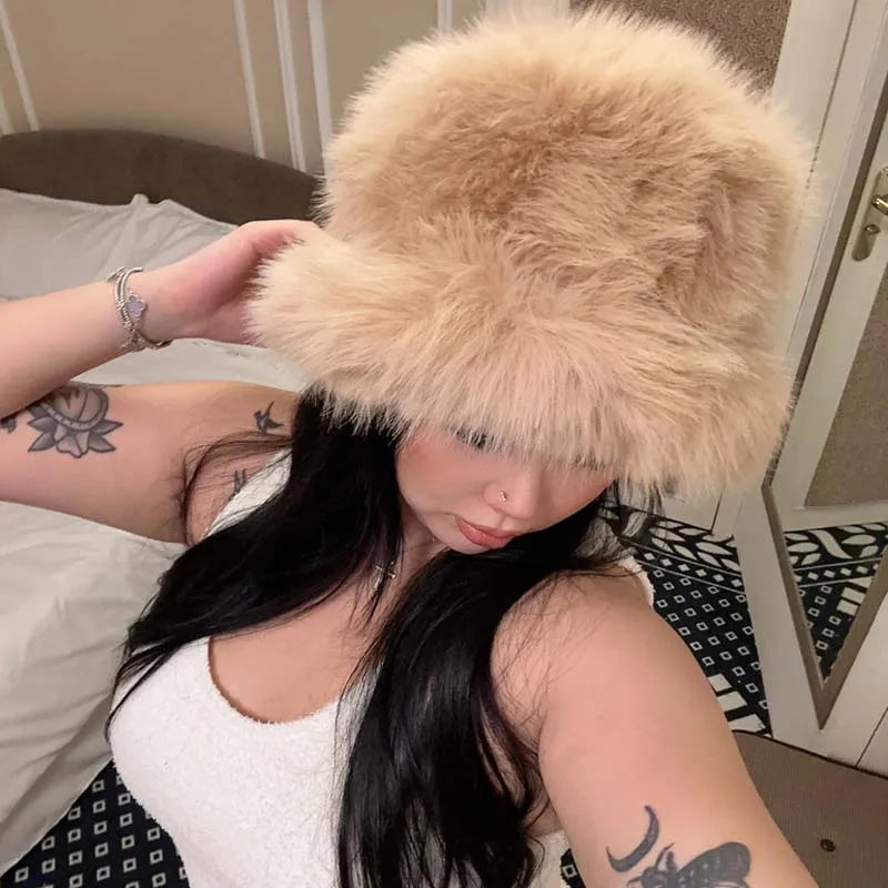 Zanoria Fur Bucket Hat